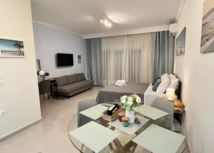 Irene Beach Front Luxury Suite